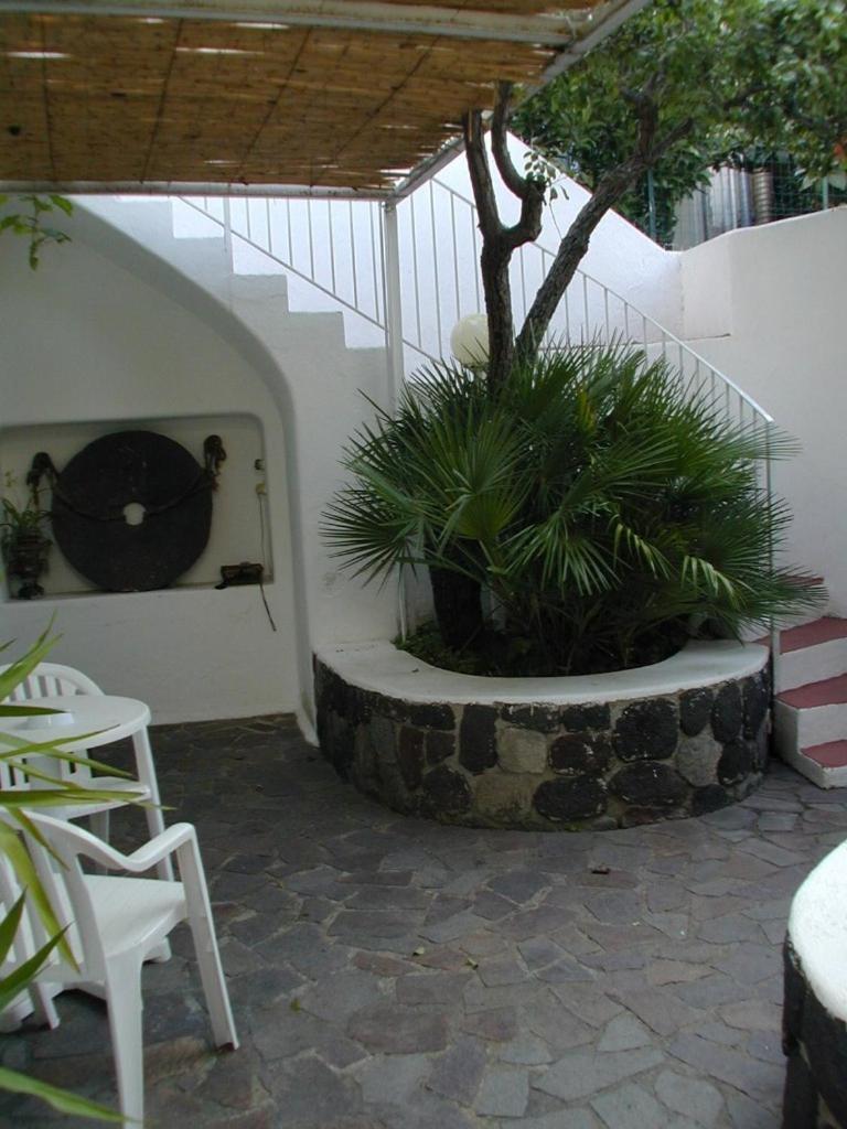 Hotel Villa Augustus Lipari  Exterior photo